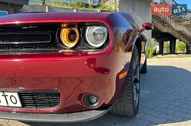Купе Dodge Challenger 2019 в Дрогобичі