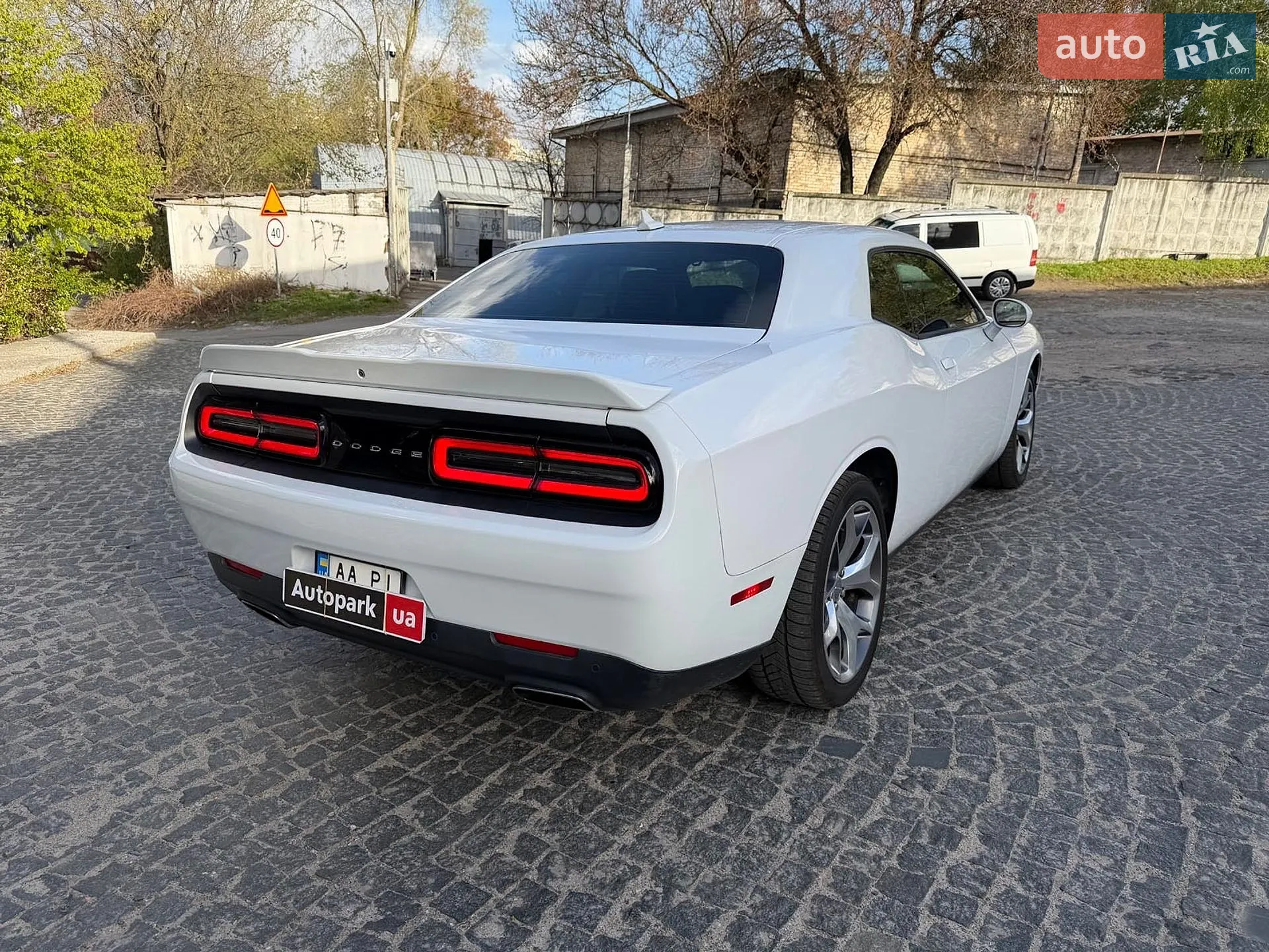 2016 Dodge Challenger - мініатюра 6
