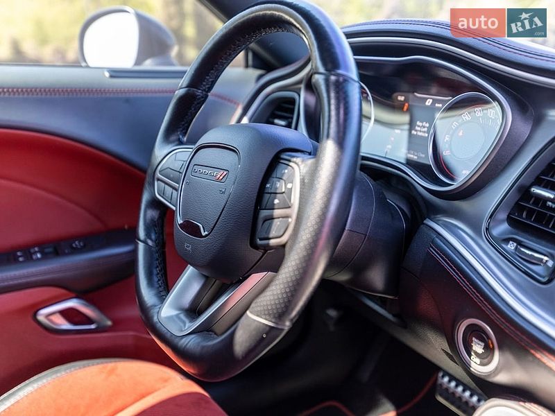 Купе Dodge Challenger 2019 в Львове фото 31 Купе Dodge Challenger 2019 в Львове