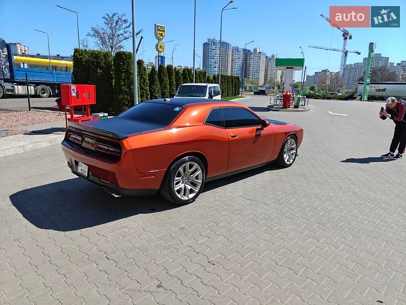 Купе Dodge Challenger 2020 в Киеве