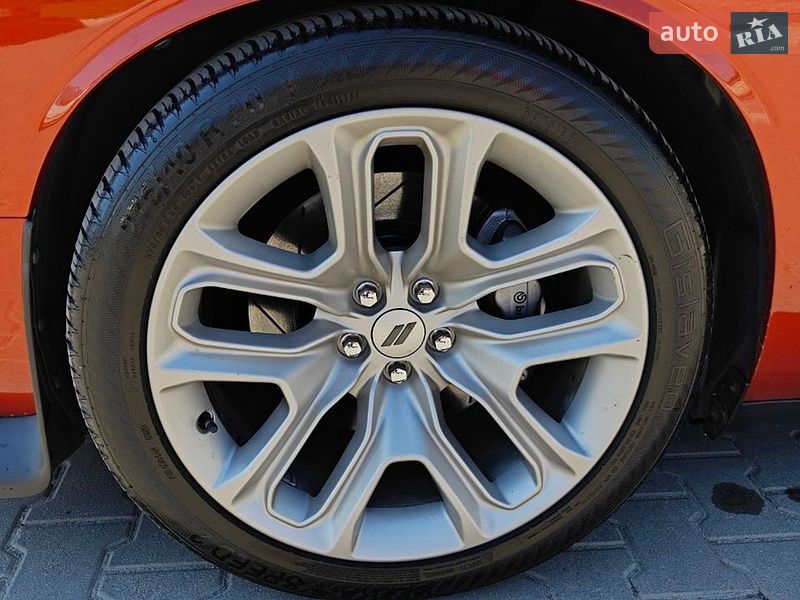 Купе Dodge Challenger 2020 в Киеве