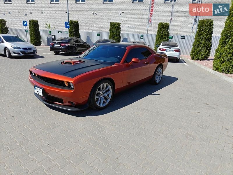 Dodge Challenger 2020