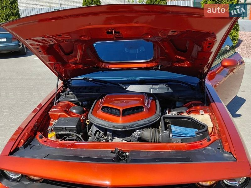 Купе Dodge Challenger 2020 в Киеве