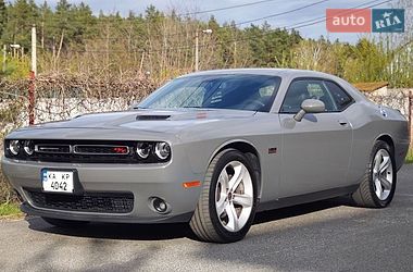 Купе Dodge Challenger 2017 в Києві