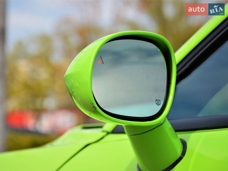 Купе Dodge Challenger 2015 в Киеве