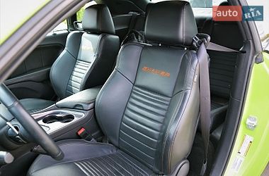 Купе Dodge Challenger 2015 в Киеве