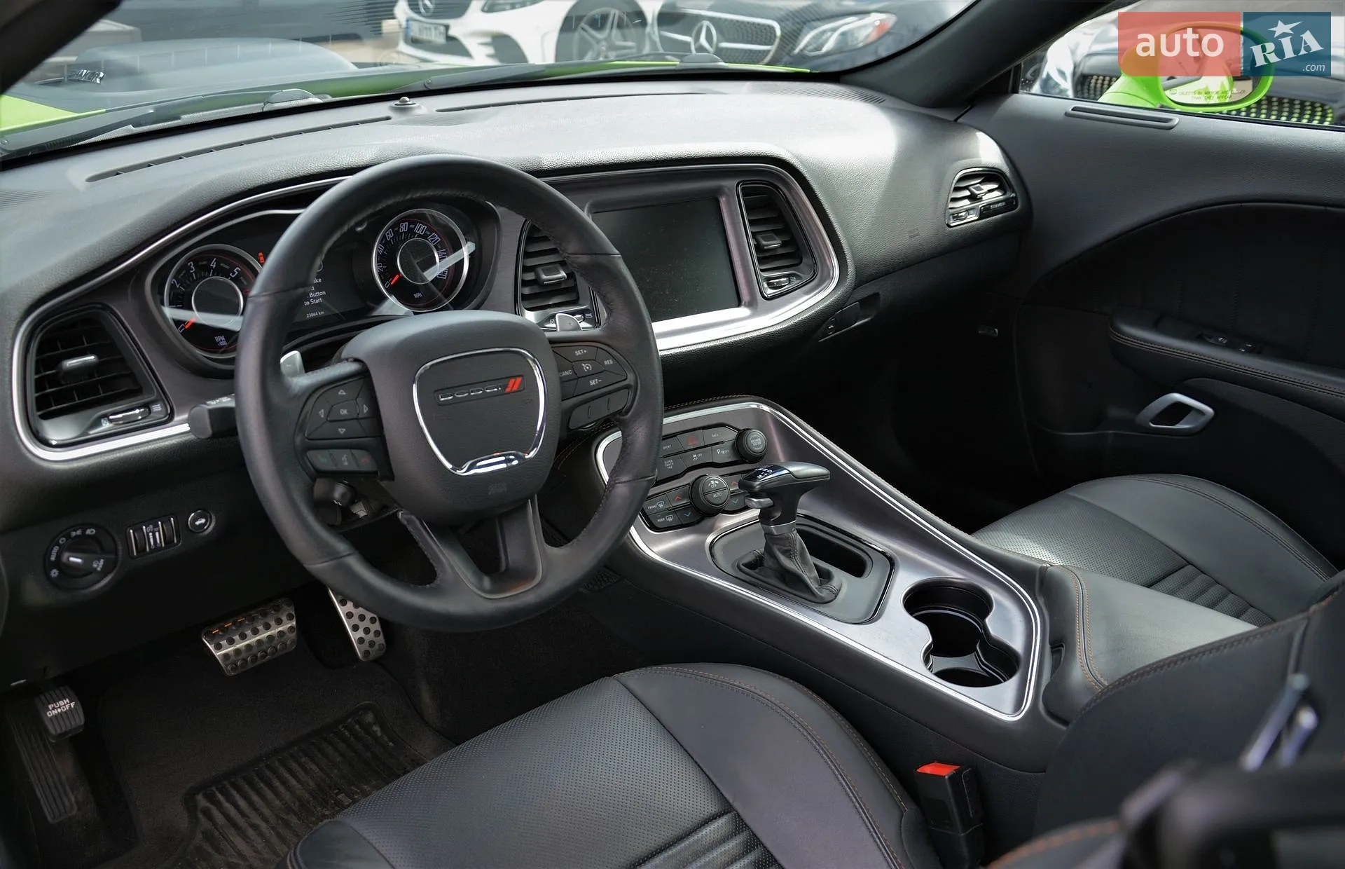 2015 Dodge Challenger - мініатюра 31