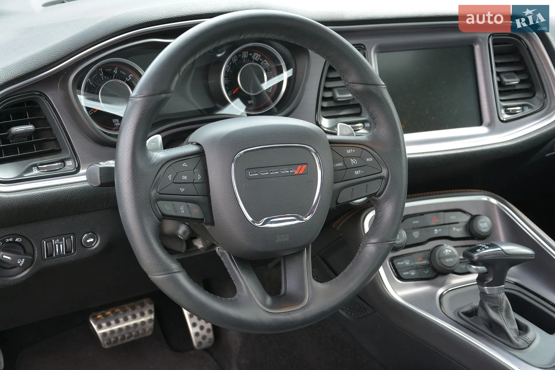 2015 Dodge Challenger - мініатюра 33