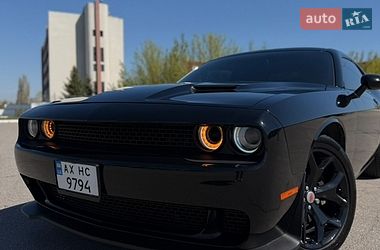 Купе Dodge Challenger 2018 в Харкові