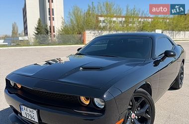 Купе Dodge Challenger 2018 в Харкові