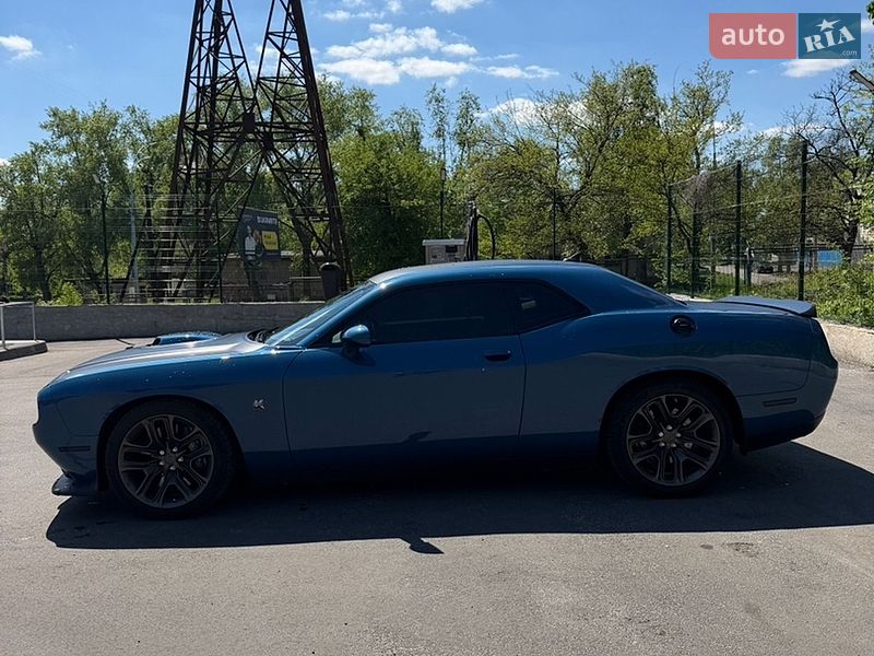 Купе Dodge Challenger 2020 в Киеве