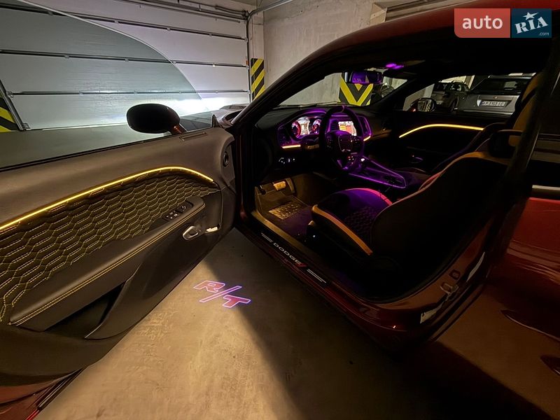 Купе Dodge Challenger 2021 в Львові
