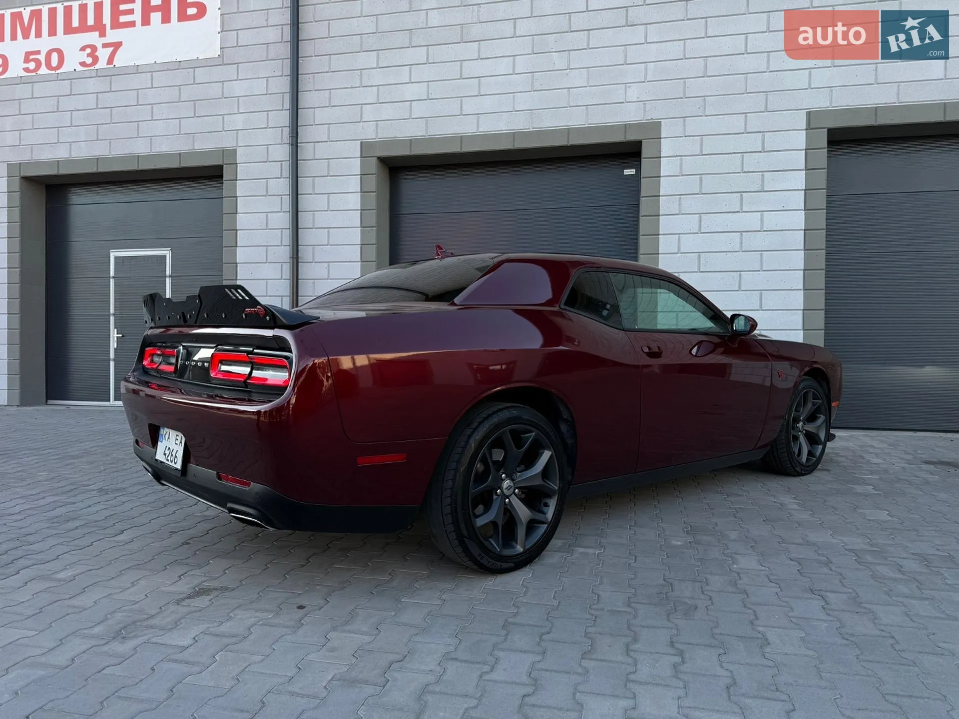 2017 Dodge Challenger - мініатюра 27