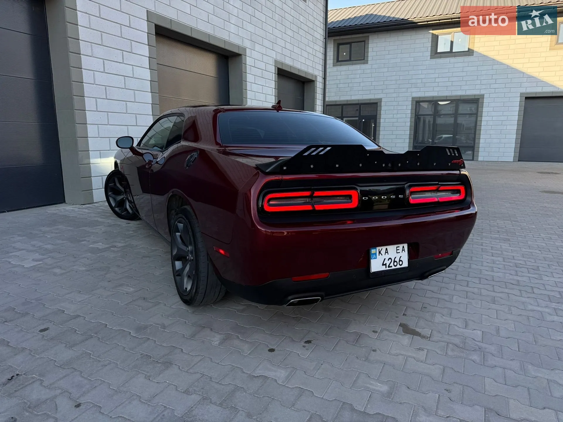 2017 Dodge Challenger - мініатюра 38