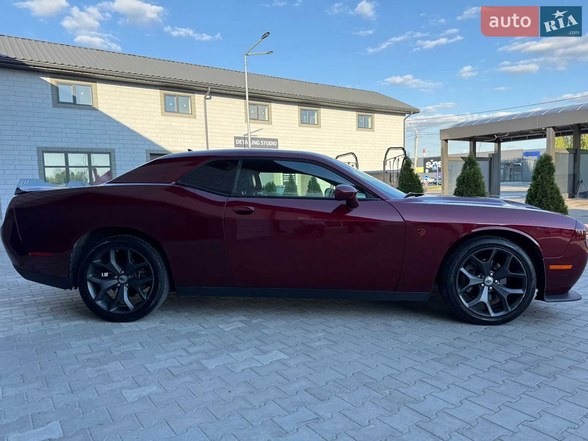 2017 Dodge Challenger - мініатюра 19