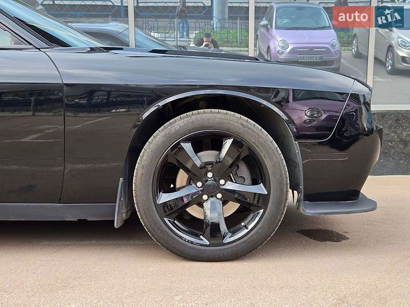 Купе Dodge Challenger 2017 в Києві