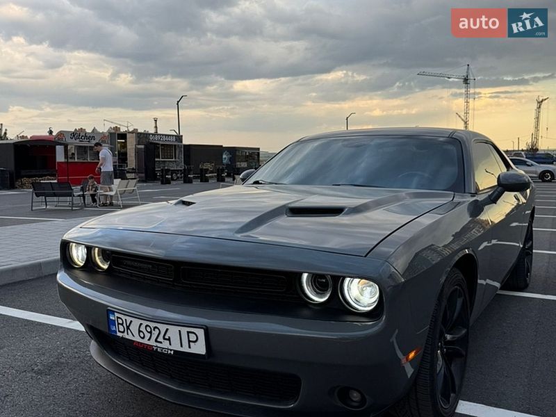 Купе Dodge Challenger 2018 в Рівному фото 13 Купе Dodge Challenger 2018 в Рівному