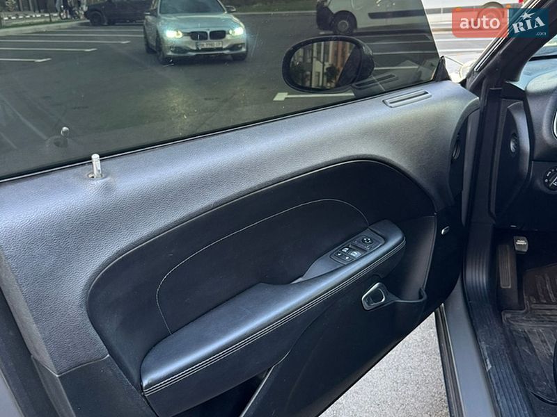 Купе Dodge Challenger 2018 в Рівному фото 19 Купе Dodge Challenger 2018 в Рівному