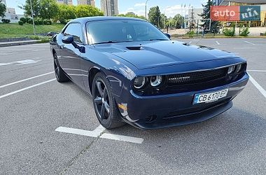Купе Dodge Challenger 2014 в Киеве