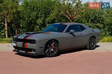 Купе Dodge Challenger 2018 в Черновцах