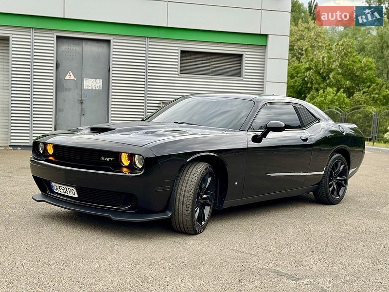 Купе Dodge Challenger 2016 в Киеве