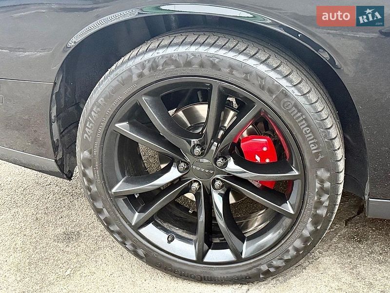 Купе Dodge Challenger 2016 в Киеве