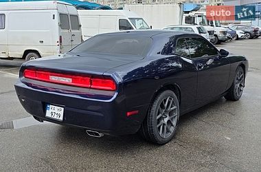 Купе Dodge Challenger 2013 в Сумах