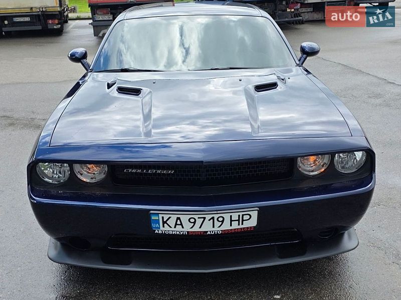Купе Dodge Challenger 2013 в Сумах