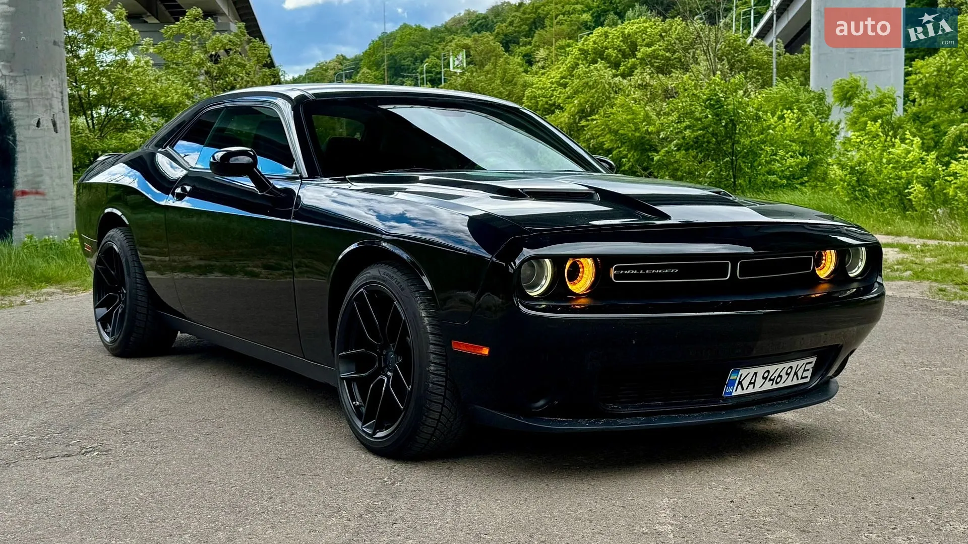 2017 Dodge Challenger - фото 1