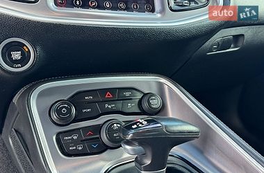 Купе Dodge Challenger 2019 в Львове