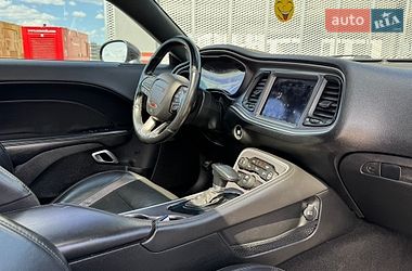 Купе Dodge Challenger 2019 в Львове