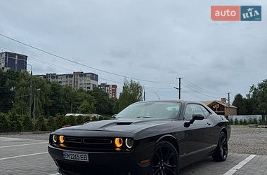 Купе Dodge Challenger 2017 в Львові