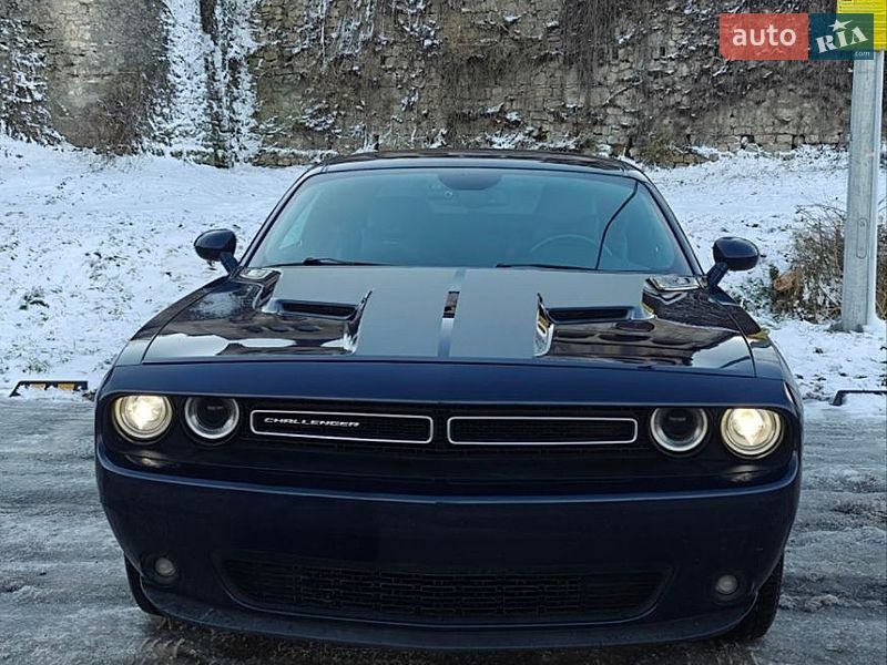 Купе Dodge Challenger 2017 в Одессе