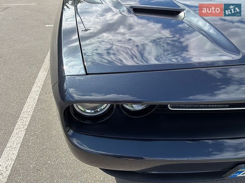 Купе Dodge Challenger 2016 в Киеве