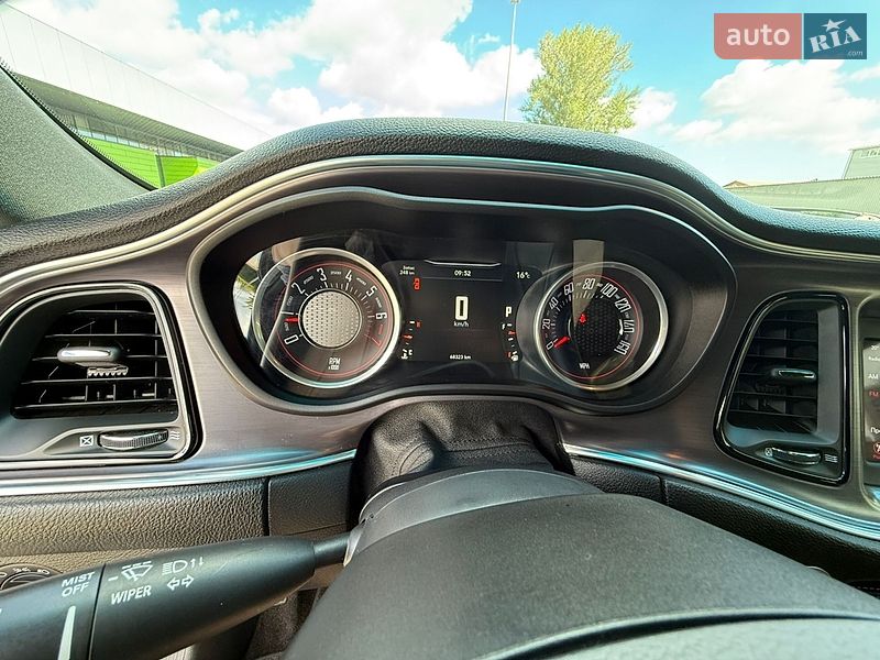 Купе Dodge Challenger 2016 в Киеве