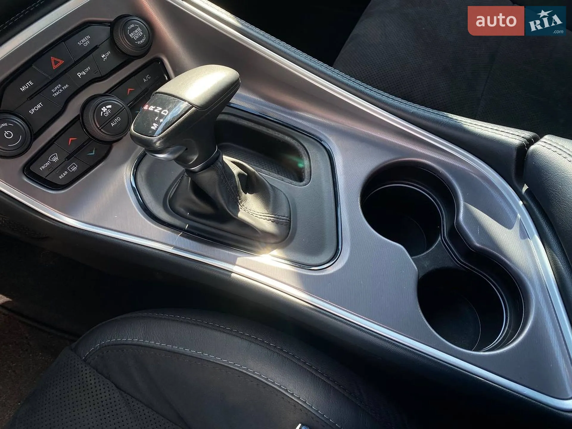 2022 Dodge Challenger - мініатюра 20