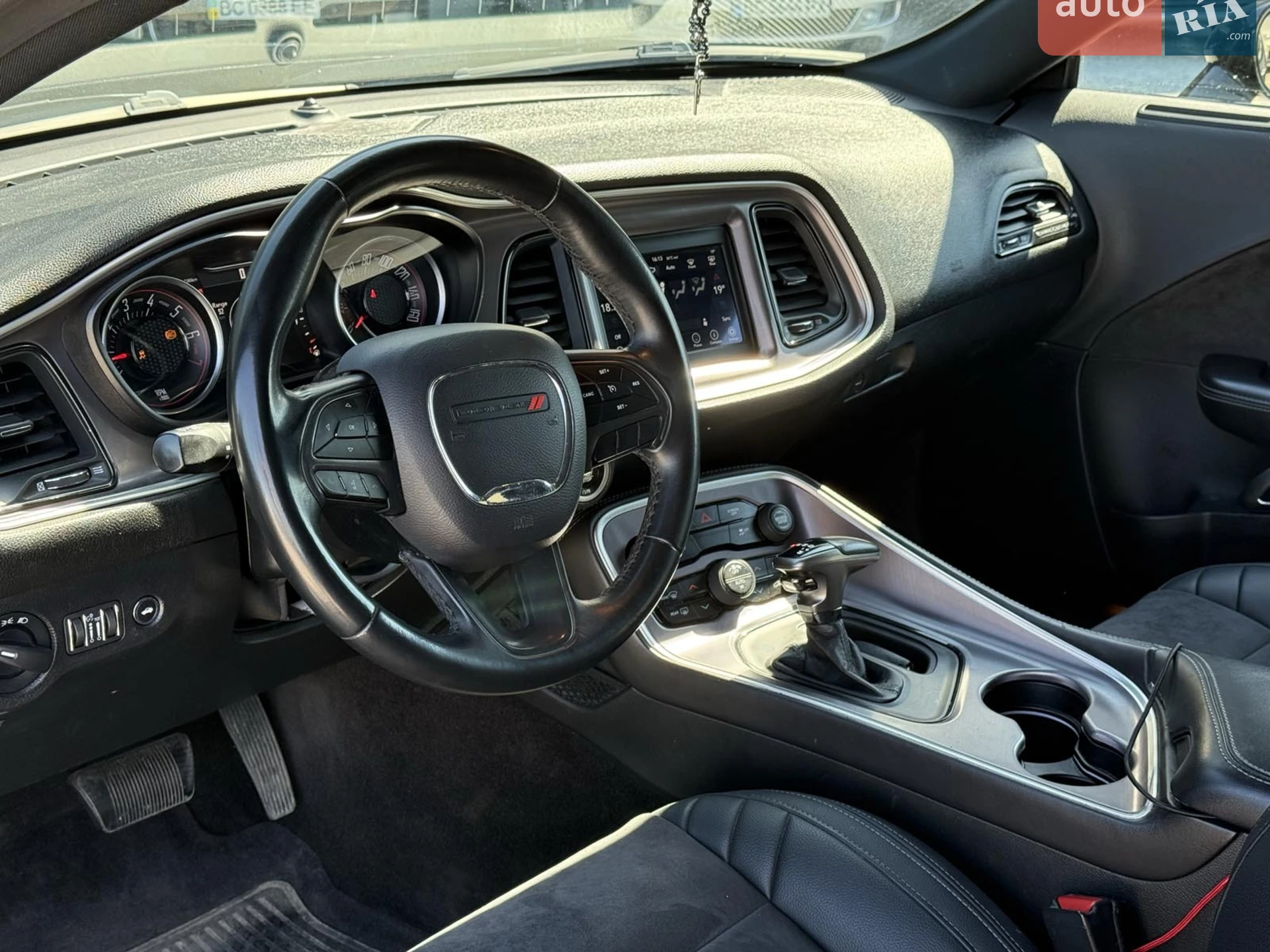 2018 Dodge Challenger - мініатюра 19