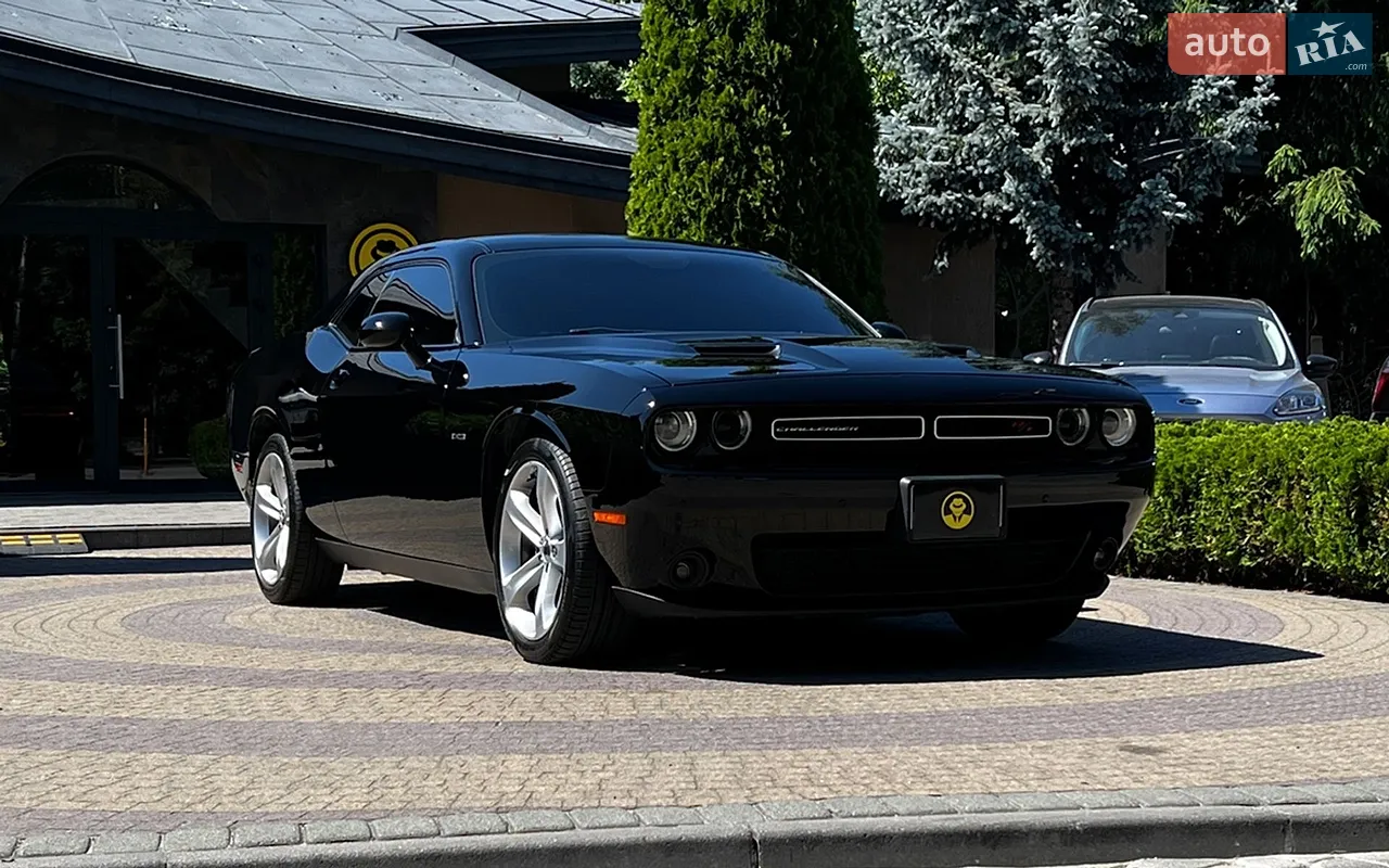 2017 Dodge Challenger - мініатюра 27