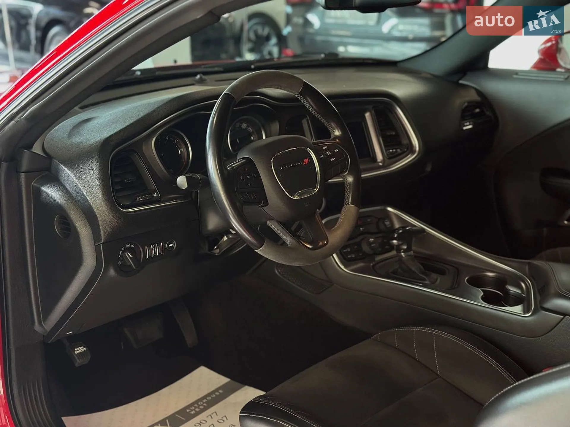 2016 Dodge Challenger - мініатюра 11