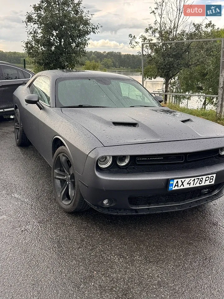 2017 Dodge Challenger - мініатюра 5