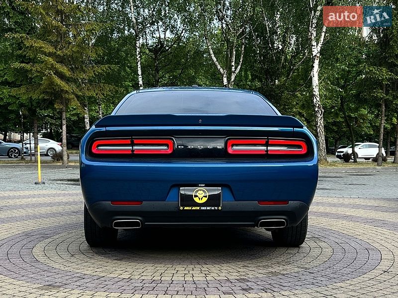Купе Dodge Challenger 2020 в Львове