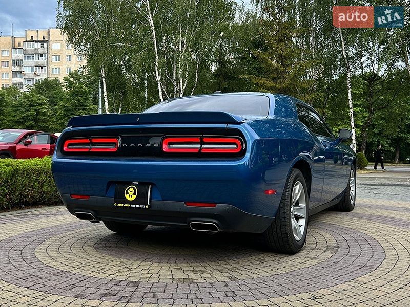 Купе Dodge Challenger 2020 в Львове