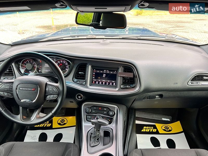 Купе Dodge Challenger 2020 в Львове