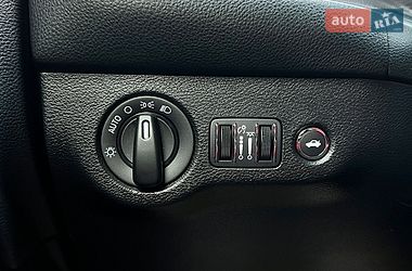 Купе Dodge Challenger 2020 в Львове