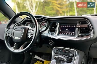 Купе Dodge Challenger 2020 в Львове