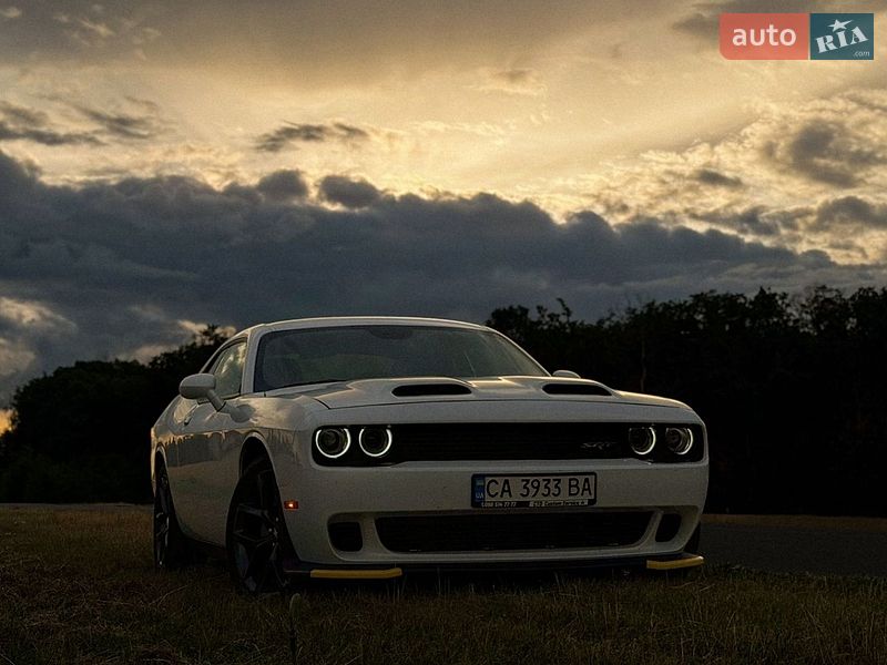 Купе Dodge Challenger 2022 в Києві