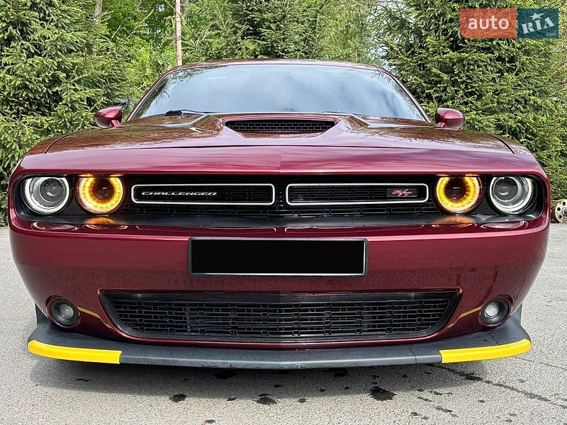 Купе Dodge Challenger 2021 в Львові