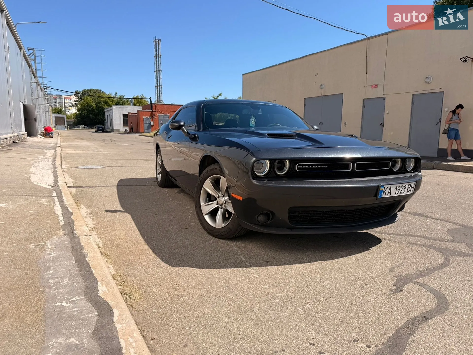 2018 Dodge Challenger - фото 1
