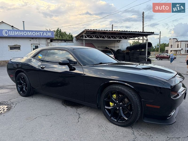 Купе Dodge Challenger 2018 в Харкові фото 10 Купе Dodge Challenger 2018 в Харкові
