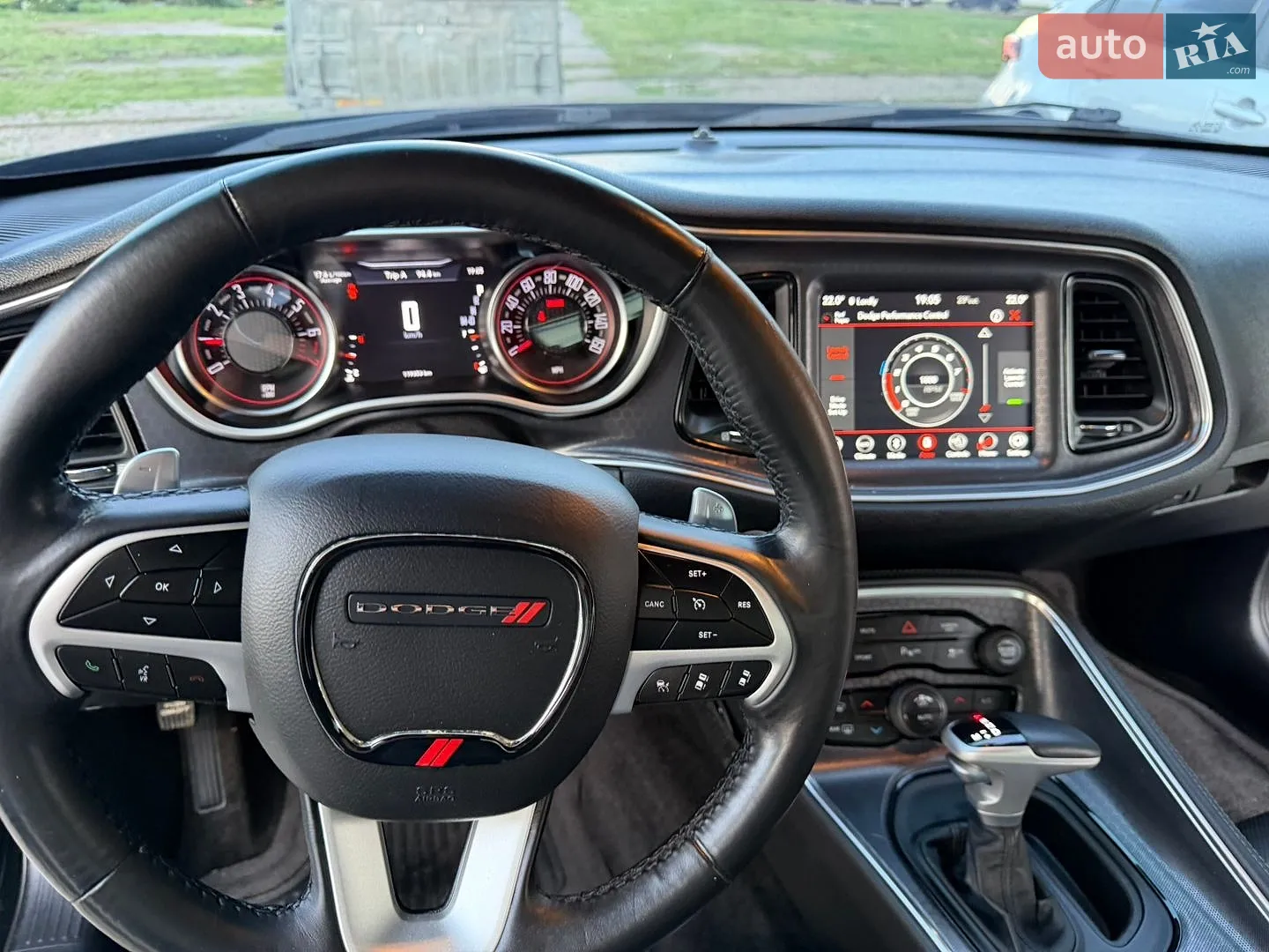 2018 Dodge Challenger - мініатюра 32